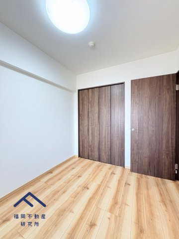 アーサー宗像アクシスの洋室