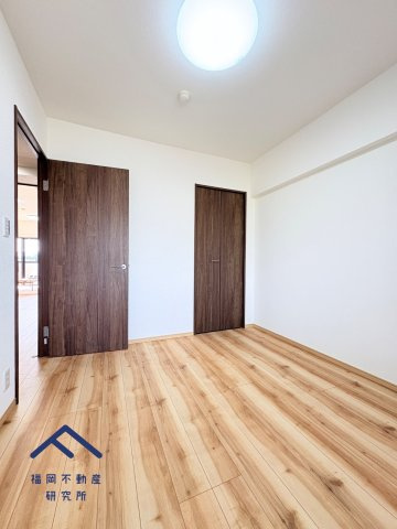 アーサー宗像アクシスの洋室