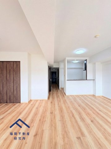 アーサー宗像アクシスの居間・リビング