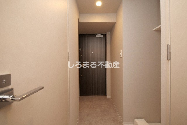 Dimora靭公園の玄関