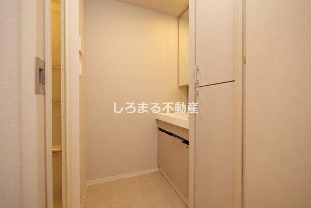 Dimora靭公園の洗面所