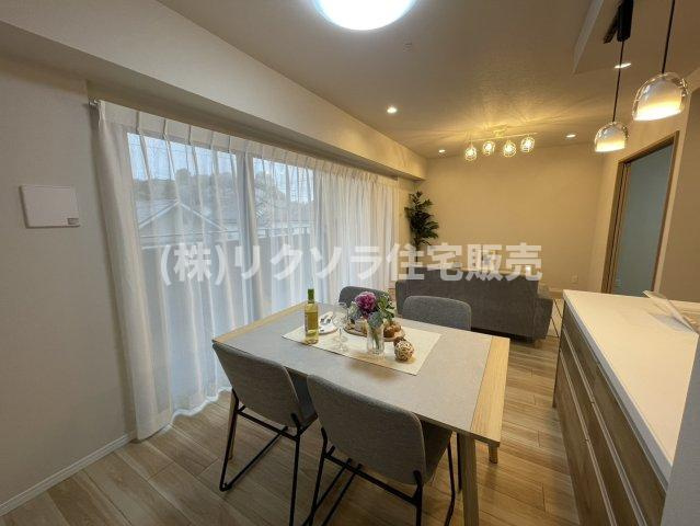 香里ヶ丘七丁目アーバンライフのキッチン|LDK16.6帖
■物件内覧・資金計画相談・住宅ローン相談、リフォーム相談、お問合せ受付中■
※当日・翌日のご内覧、ご相談はお電話でのお問合せがスムーズです！