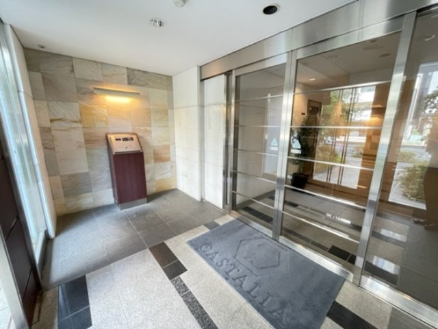 カスタリア押上のエントランス