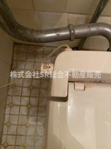 新池島町3丁目中古戸建のトイレ|トイレは暖房便座付♪