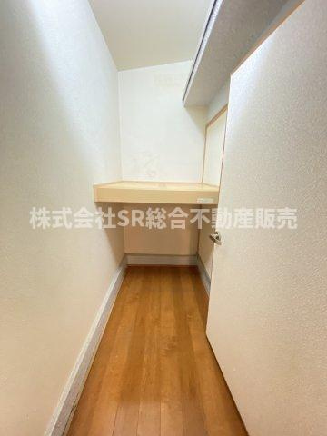 新池島町3丁目中古戸建の収納|納戸として使える収納があります！