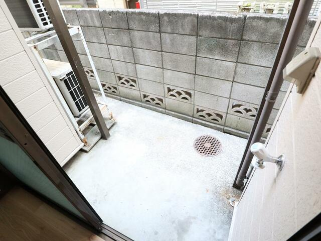 テラス、洗濯機置き場