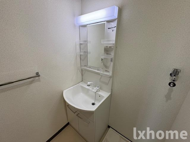 ラ・フレールの独立洗面台