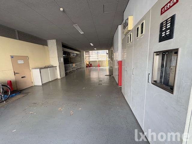 ラ・フレールの駐車場