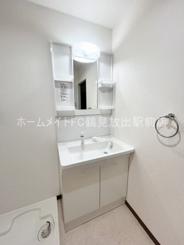 オリエントマンションの独立洗面台