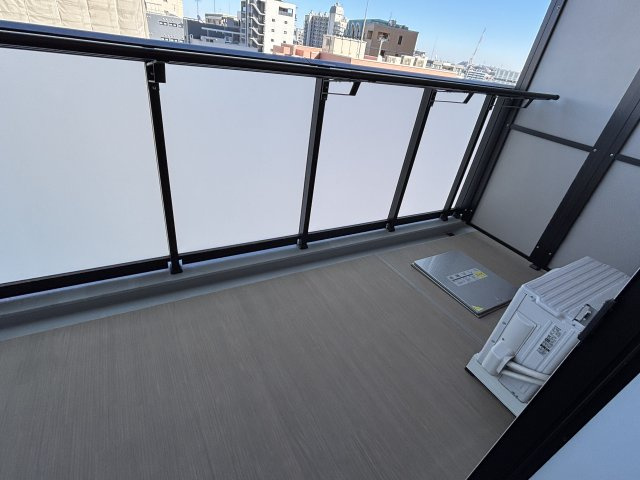 パークタワー向ヶ丘遊園のバルコニー