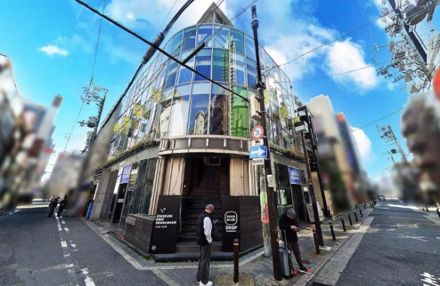 大阪市中央区西心斎橋２丁目の店舗事務所の外観