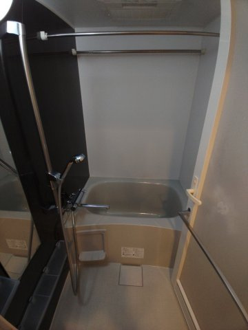 AXAS池袋レジデンスの浴室