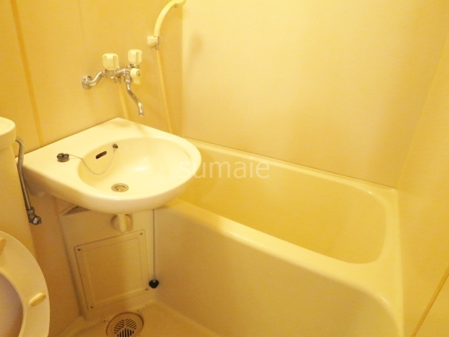 キャトルセゾンの浴室|浴室はこの様になっております！！