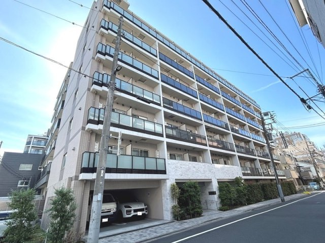 オーキッドレジデンス住吉の外観|都営新宿線『住吉』駅徒歩6分の好立地となっております。