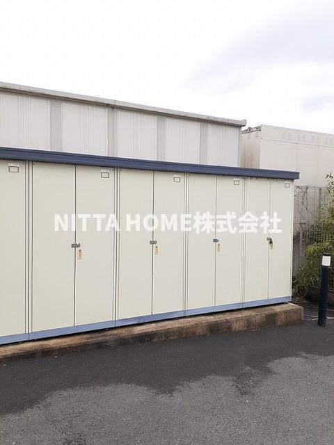 グランツオーベル正明寺Ⅰのその他共用部分|外部物置も付いています(^^)