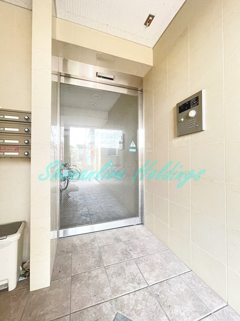 イル　デュ　ボヌールのエントランス|オートロック付エントランス♪