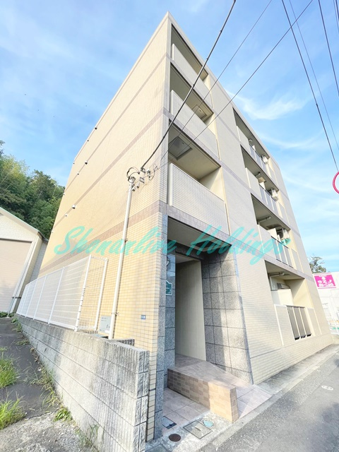 イル　デュ　ボヌール