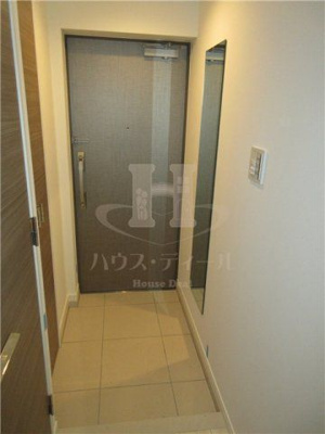 【玄関】 | ルフレ赤羽サウス | 毎日通る玄関はこちらです