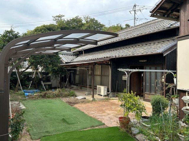 玉野市御崎１丁目　平屋