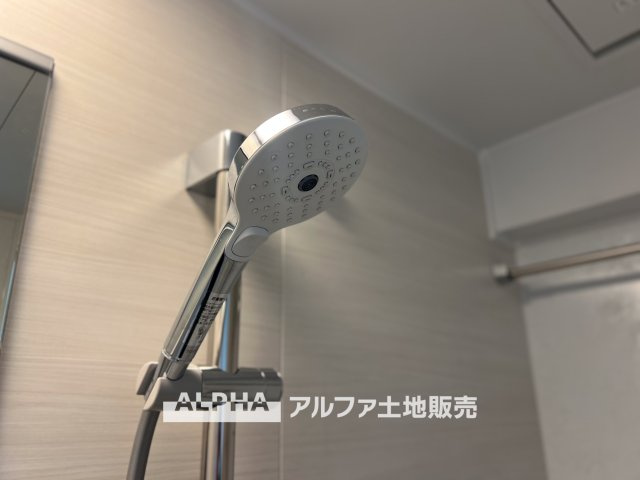 ダイアパレス河辺の浴室