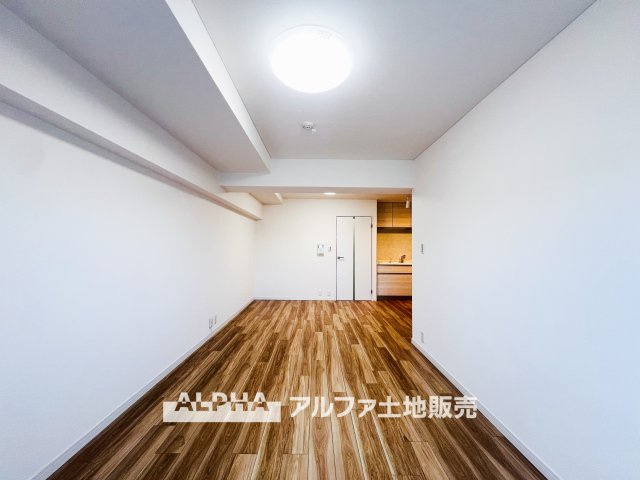 ダイアパレス河辺の居間・リビング|【full space】
◆気軽に人を招ける◆ゆったりとした住空間に手のぬくもりを感じれるような温かい住まい。そんな環境で暮らしていくうちに僕たちも変わって行く。