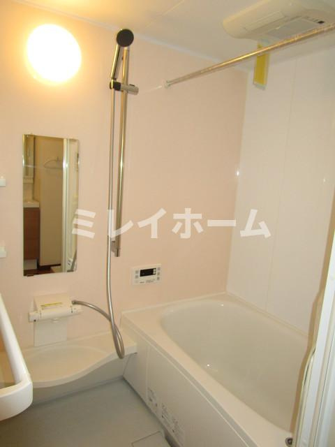 リベルテ池田山の浴室