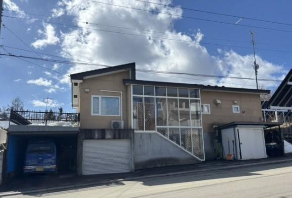 美山町東３丁目70番　売家