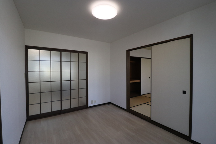 コーポウィステリアの居間・リビング