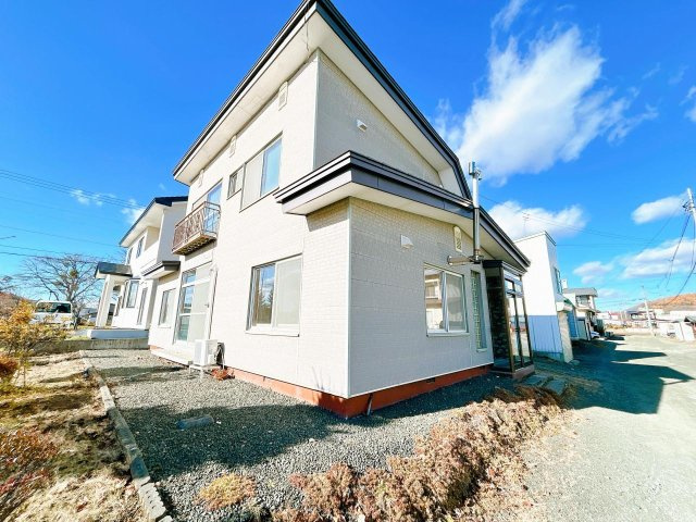 北見市中央三輪３丁目の中古一戸建