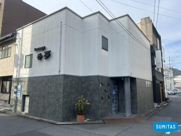 鳥取市弥生町の店舗