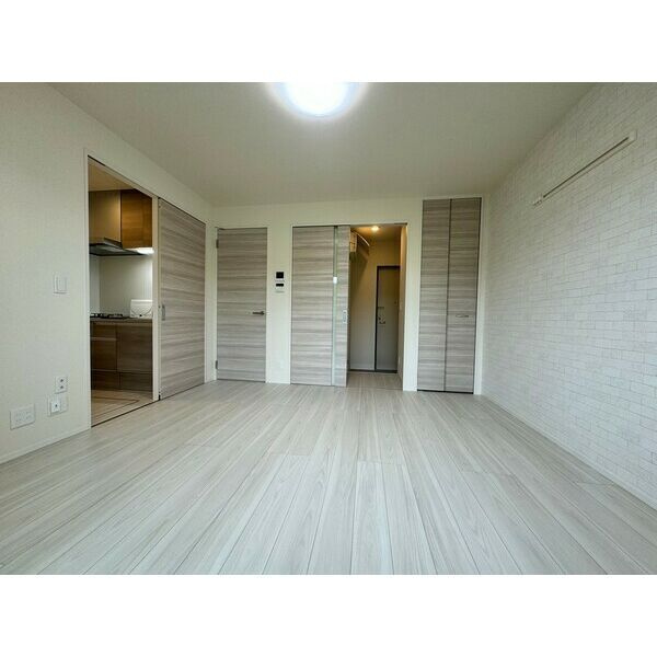 エルミタージュ久後崎の居間・リビング