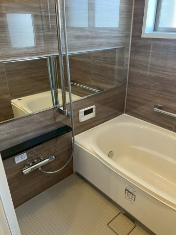 ロイヤルガーデン城西第2の浴室