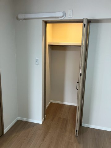 ロイヤルガーデン城西第2の収納