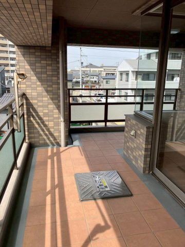 ロイヤルガーデン城西第2のバルコニー