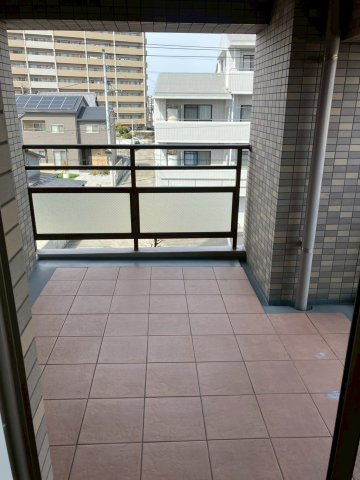 ロイヤルガーデン城西第2のバルコニー