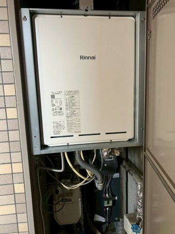 ロイヤルガーデン城西第2の発電・温水設備