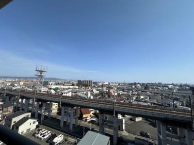 【展望】 | リバーガーデンKashima | 15階建ての11階部分につき眺望良好！遠くまで広がる景色を眺めて、日々の疲れもリフレッシュできそうですね。
