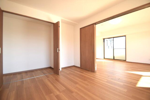 メゾン浜松高台　中央区和合北一丁目の洋室