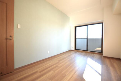 メゾン浜松高台　中央区和合北一丁目の洋室