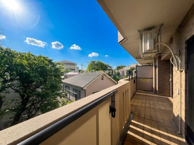 ナイスステージ青葉台ブライティアの画像