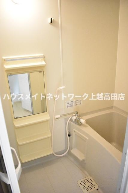 フォレストヒルズＡ棟の浴室|浴室