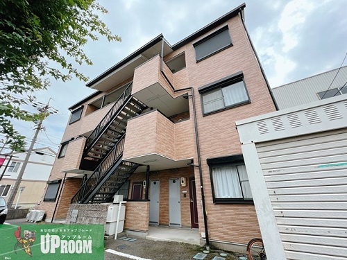 ファミール如意申の外観