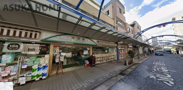 日神パレステージ横濱のその他|敷地内にある屋根付きバイク置き場は大切なバイクを雨露から守ってくれそうですね。