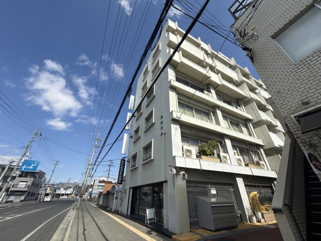 シャトー東洋の外観