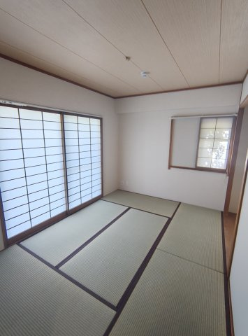 ジークレフ高羽2番館の和室