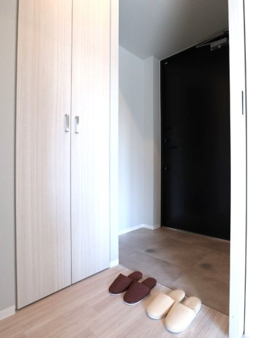 ラ・ブークルの玄関