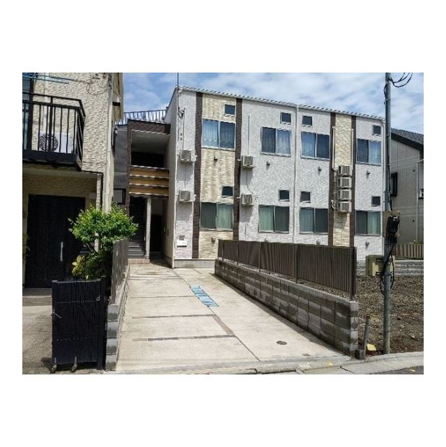 Bloom北千住のエントランス