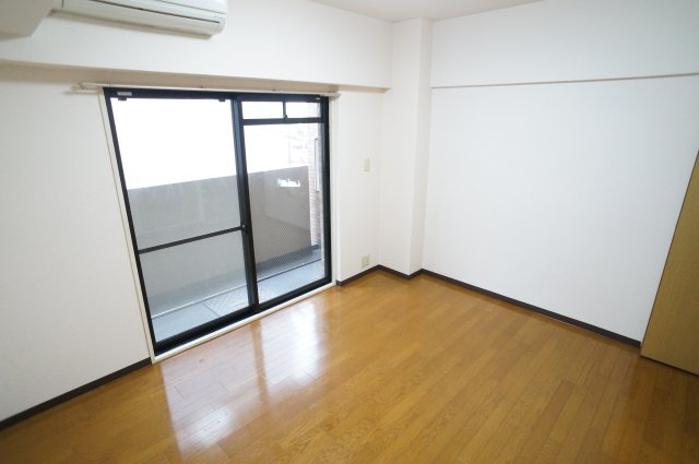 メゾンケイティーエスの居間・リビング