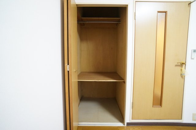 メゾンケイティーエスの収納