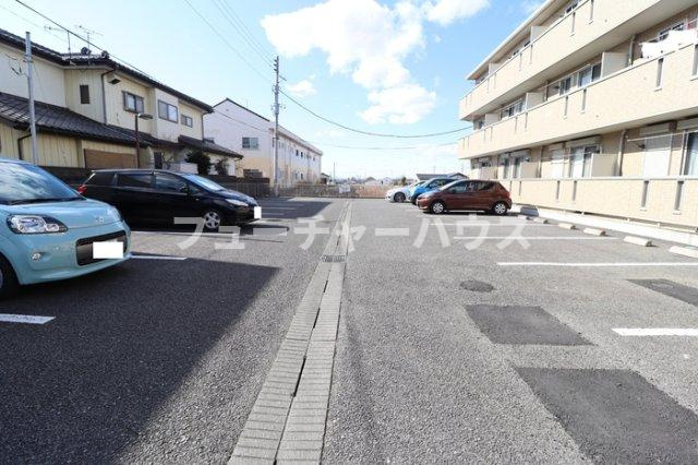 ベルデュールの駐車場